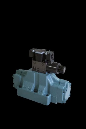 Picture of  NACHI DSS-G06-E3Z-EPR-D1-E23 Pilot Operated Double Solenoid Control Valve 